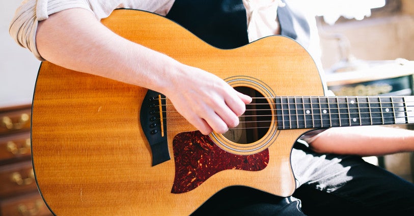 Comment écrire une chanson personnelle pour un mariage ?