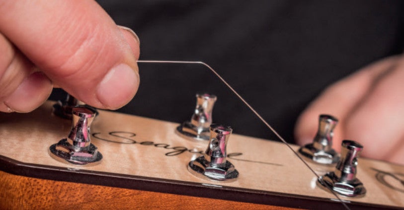 Comment remplacer les cordes d'une guitare électrique ?