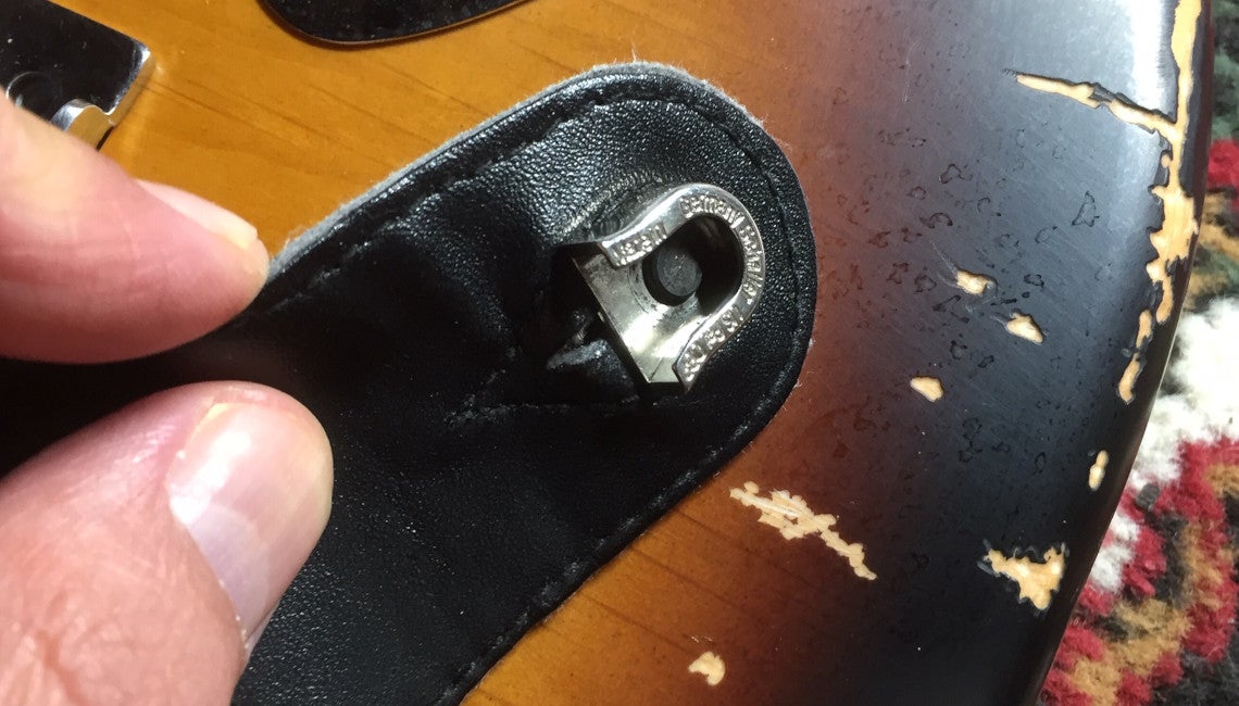 Strap buttons van je gitaar vervangen door strap locks - Hoe?