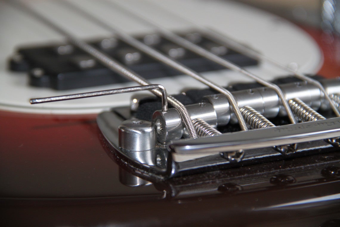 Basgitaar afstellen voor beginners