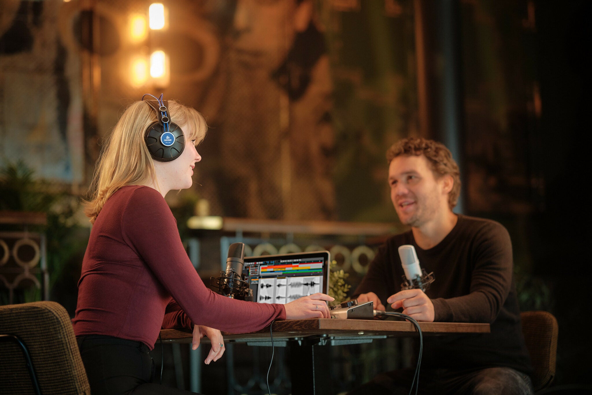 Hoe maak je een podcast? Leer alles over podcasten | Bax Music Blog