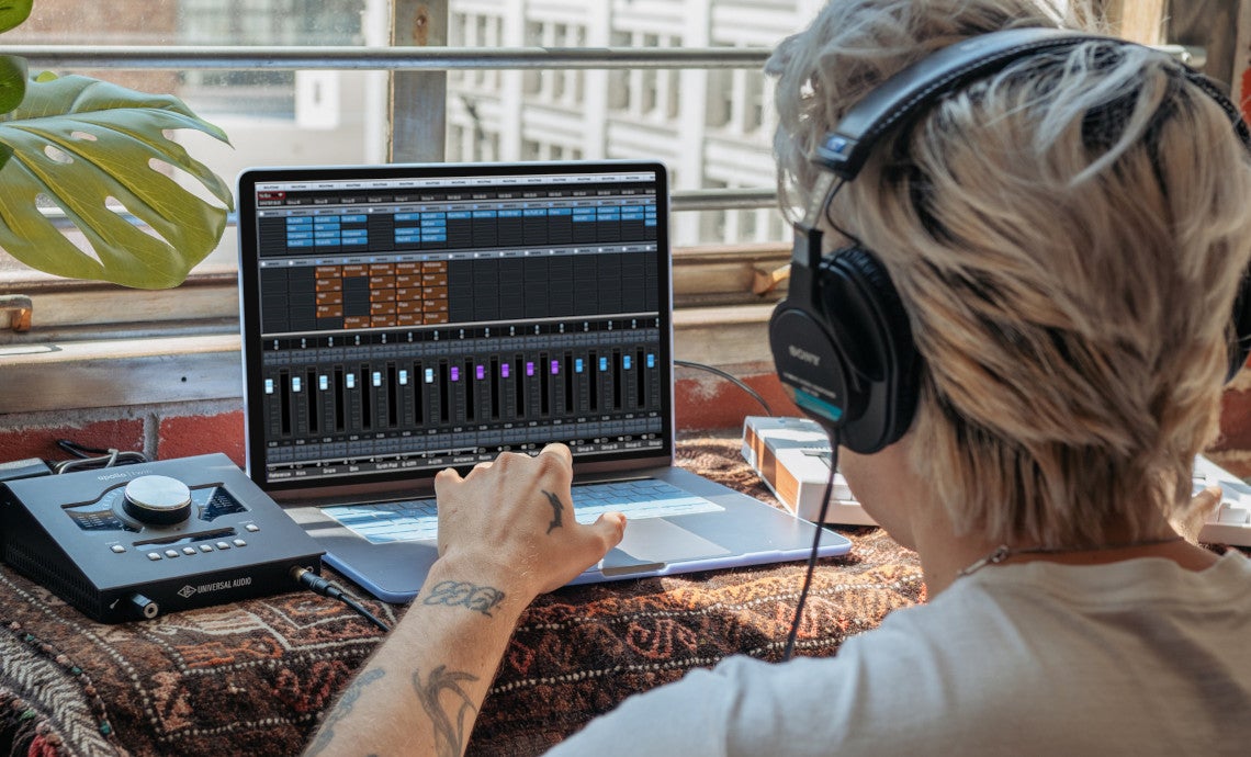 Faster & More Intuitive Mixing with a Mix Template