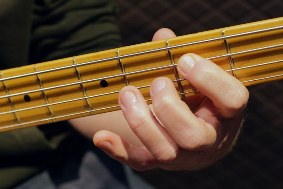 Bass Guitar Technique for Beginners