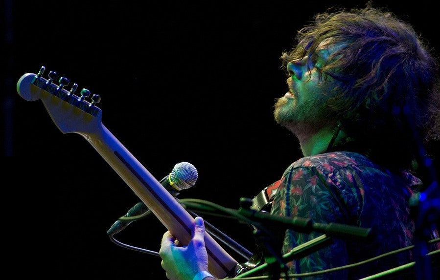 Want a Guitar with a Fast Neck? Here Are the 7 Essential Bits