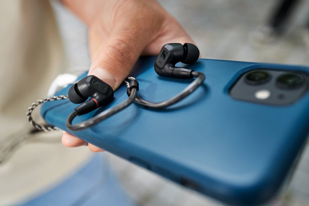 High-end in-ears voor iedereen? Ontdek de Sennheiser IE 200