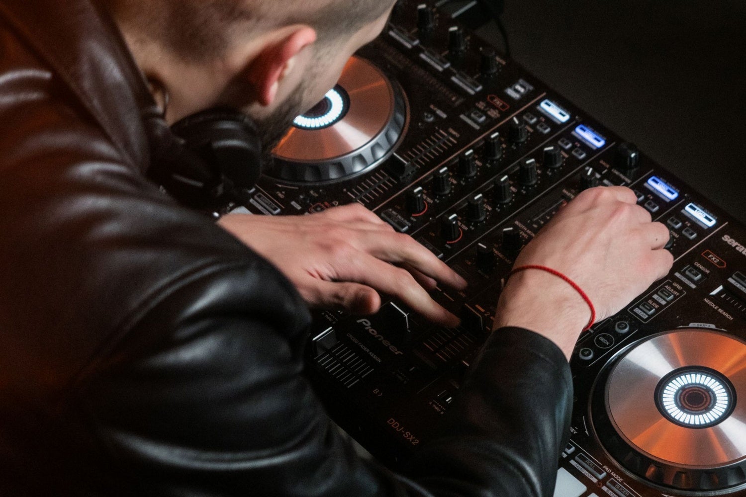 De 5 DJ-overgangen die elke beginner moet kennen