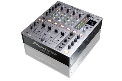 Pioneer DJM-700 zilver