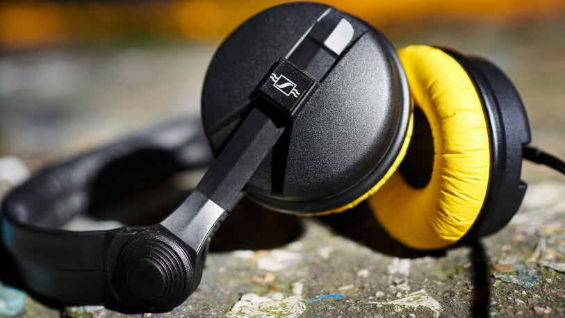 Sennheiser HD 25 (Limited Edition) - A rightful legend : r/headphones